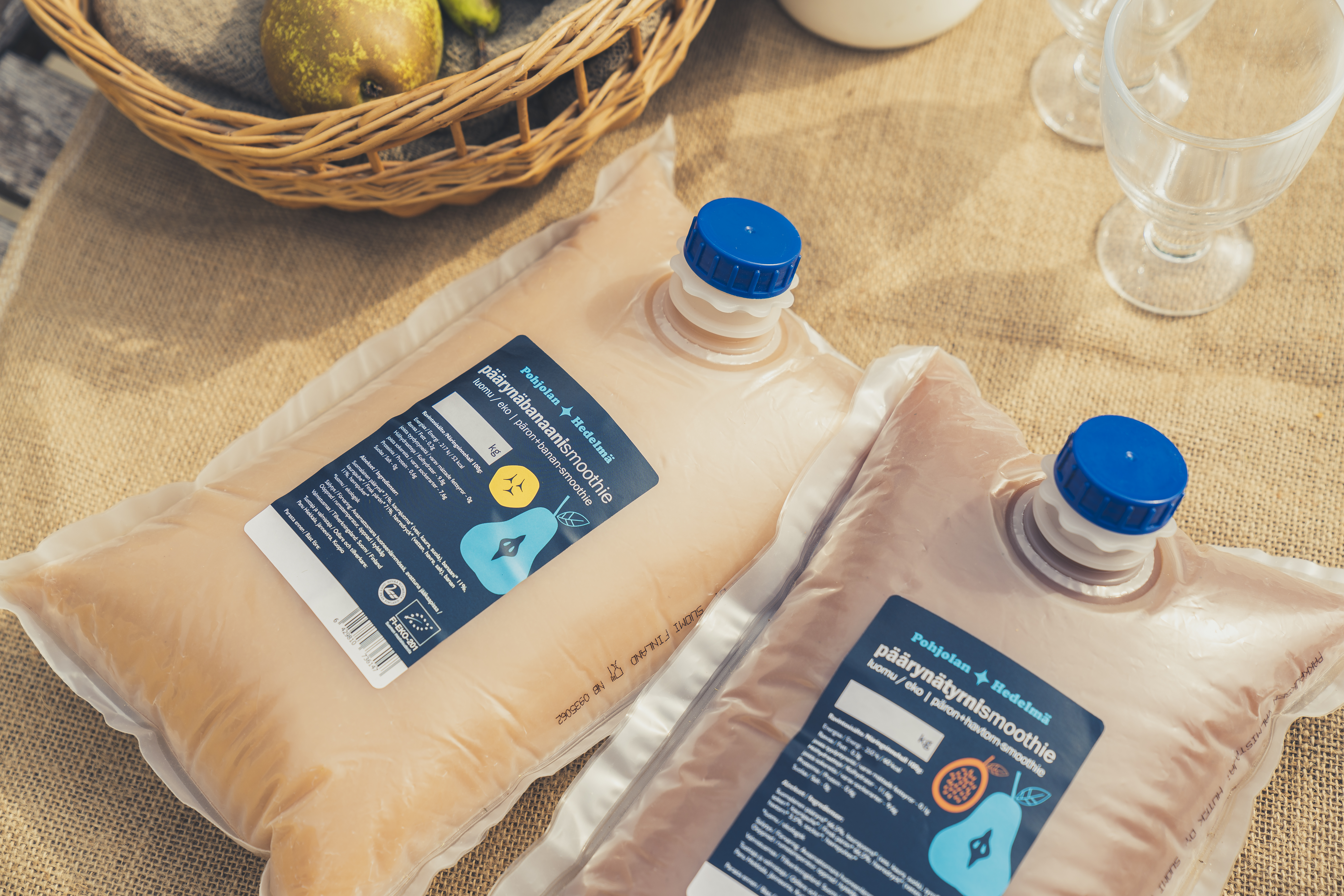 Pohjolan Hedelmän hilloja ja smoothieta saa myös suurkuluttajapakkauksissa.